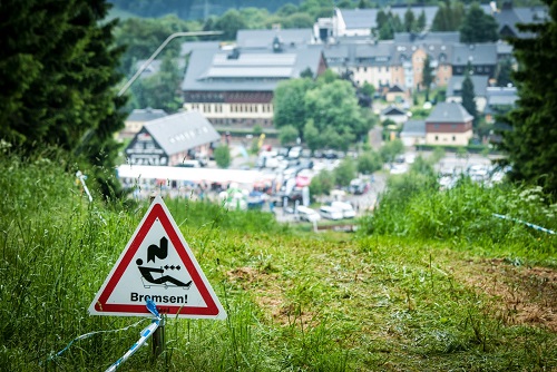 Wer hoch steigt, fällt tief ...